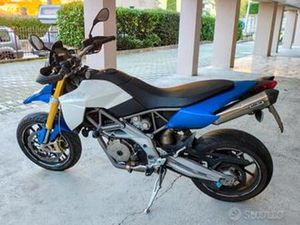 APRILIA DORSODURO 750 - 2011