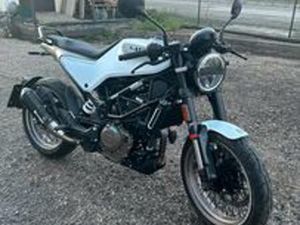 HUSQVARNA VITPILEN 401 2025