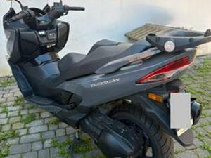 SUZUKI BURGMAN 400 2023 GRIGIO LONDRA KM 14400