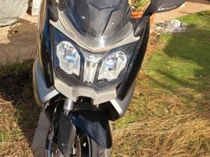 MAXISCOOTER BMX C 650 GT