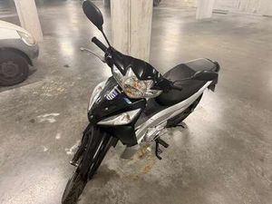 TE KOOP: HONDA WAVE 110I, BOUWJAAR 2016, IN UITSTE