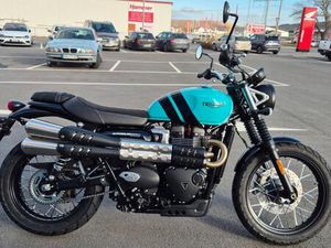 TRIUMPH SCRAMBLER 900