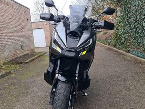 ② HONDA XADV 750 VAN 2024 ALS NIEUW