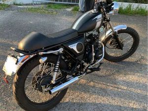 MASH FIFTY 50 50CM3 NOIR MAT ET CHROME COMME NEUVE