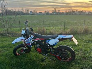 MOTO 50 CC RIEJU MRT TROPHY