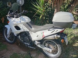 APRILIA PEGASO 650 IE
