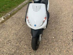 ② CLASSE A PIAGGO ZIP