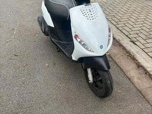 ② CLASSE PIAGGIO ZIP A