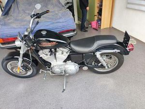 HARLEY-DAVIDSON XLH 883