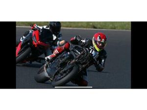 TRIUMPH SPEED TRIPLE 1050