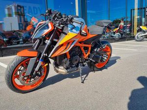 KTM 1290 SUPER DUKE R EVO TECH PACK+SPIEGEL+KZH 0%