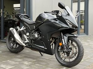 HONDA CBR 500 R *1. HAND, SCHECKHEFT GEPFLEGT*