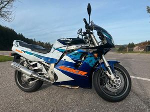 SUZUKI GSX R 1100 W GU 75 C