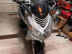 PEUGEOT ELYSTAR 50 CCM BASTLER