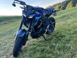YAMAHA MT-125