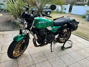 KAWASAKI Z650RS VERT CANDY POT AKRA