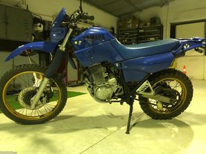 MOTA YAMAHA XT 600 E