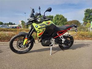 BMW F 900 GS MIT ALUKOFFERHALTER!