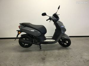 PEUGEOT 50 KISBEE S