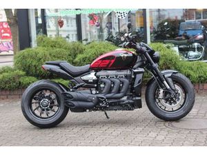 TRIUMPH ROCKET 3 STORM