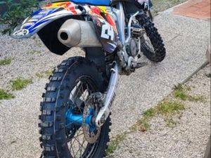 YAMAHA YZ250F
