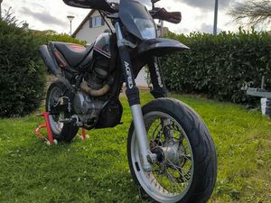 BETA M4 SUPERMOTARD