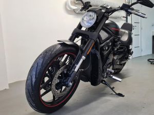 HARLEY-DAVIDSON V-ROD NIGHT SPECIAL