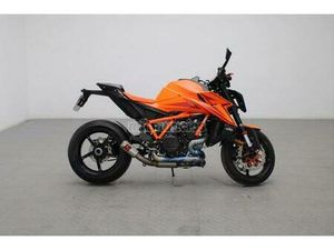 KTM - 1390 SUPER DUKE