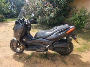 YAMAHA - XMAX 125