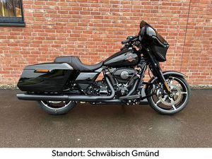 HARLEY-DAVIDSON FLHX STREET GLIDE 117 FACTORY CUSTOM