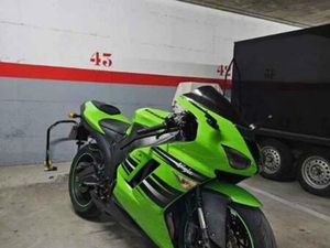 KAWASAKI - ZX6R NINJA