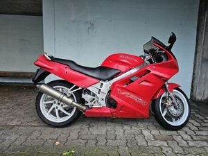 HONDA VFR 750 RC 36, MOTORRAD SPORTTOURER