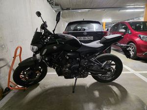 MOTO YAMAHA MT -07A