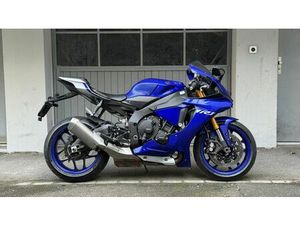 YAMAHA R1 RN49 2017