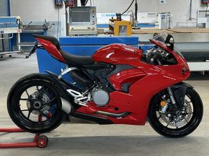 DUCATI PANIGALE V2, NEUWERTIG