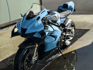 VERKAUFE HONDA FIREBLADE 30TH ANNIVERSARY SP