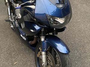 HONDA VTR 1000F, TOP ZUSTAND, MIT MFK UND SERVICE