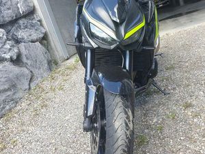 KAWASAKI Z1000 PERFORMENCE EDITION