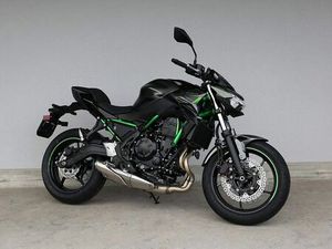 KAWASAKI Z650 (35 KW) - SELTENE FARBE, GARANTIE BIS 09/2026!