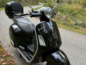 VESPA GTS SUPER 300 CC - NOIRE
