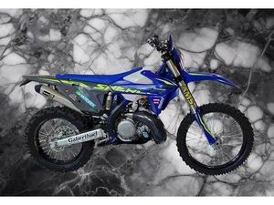 SHERCO 300 2-TAKT, 2025, NEUWERTIG MIT 13 STD./ 378 KM, TIEF