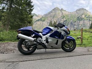 SUZUKI HAYABUSA GSX1300R