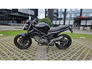 SUZUKI SFV650 GLADIUS 2011