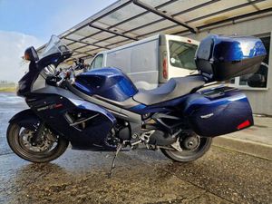 TRIUMPH SPRINT GT 1050