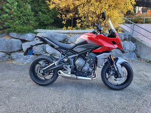TRIUMPH TIGER SPORT 660 - GEDROSSELT AUF 35KW -NUR 1'422 KM