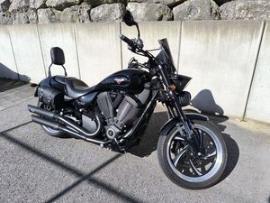 VICTORY HAMMER 8 BALL