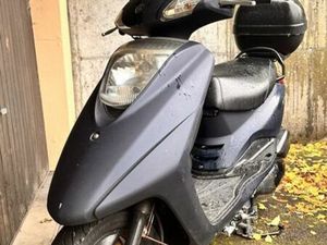 YAMAHA VITY 125 ROLLER + TOPCASE, 9200 KM, LÄUFT EINWANDFREI