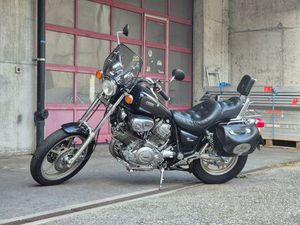 YAMAHA XV 1100 (VIRAGO)