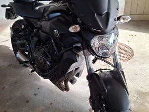 GUT ERHALTENES YAMAHA MOTORRAD