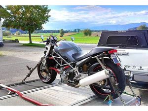 DUCATI MONSTER